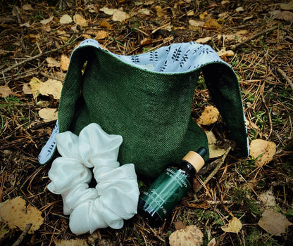Knot Cosmetics Bag